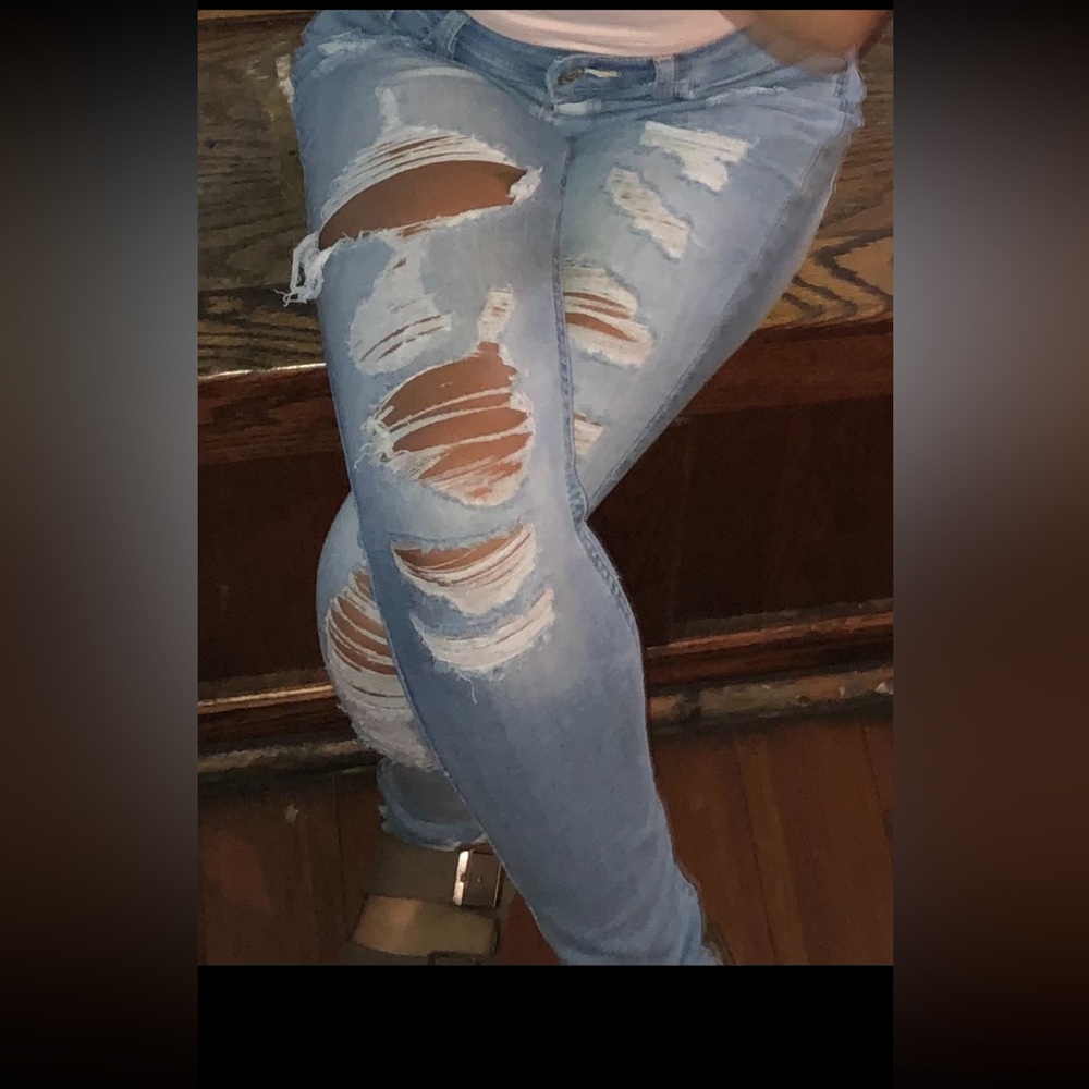 Hollister ripped light wash jeans